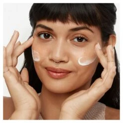 Total Effects Day Cream Moisturiser 7-In-1 Anti-Ageing SPF30 -Redken Butik 103543 86402 1684948054