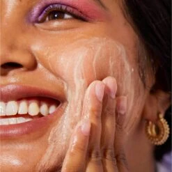 Australian Pink Clay Deep Pore Cleanser 8 Australian Pink Clay Deep Pore Cleanser -Redken Butik 103794 87711 1685436623