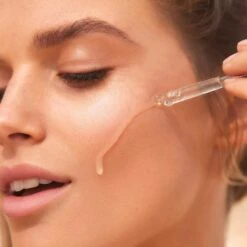 Tasmanian Spring Water Splash Serum 8 Tasmanian Spring Water Splash Serum -Redken Butik 103799 87712 1685436706