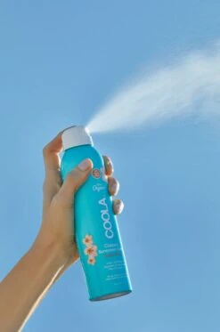 Coola Classic Body Spray Tropical Coconut SPF30 -Redken Butik 109026 74540 1689331459