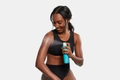 Coola Classic Body Spray Tropical Coconut SPF30 -Redken Butik 109028 74540 1689331459