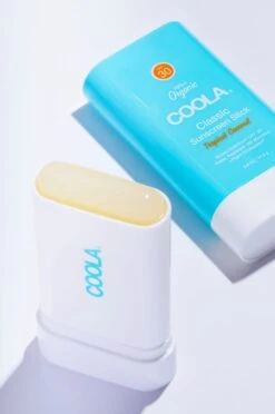 Coola Classic Sunscreen Stick Tropical Coconut SPF30 8 Coola Classic Sunscreen Stick Tropical Coconut SPF30 -Redken Butik 109110 85339 1689334135