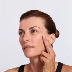 L’Oréal Paris Revitalift Laser Serum -Redken Butik 111004 72826 1691145299