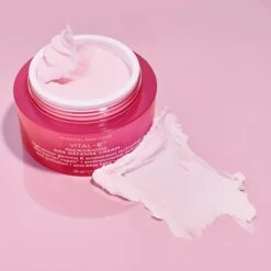 Peter Thomas Roth Vital-E Microbiome Age Defense Cream -Redken Butik 111333 70233 1691567062