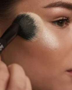 IsaDora Face Sculptor 3-in-1 Palette 60 Warm Peach -Redken Butik 112902 90731 1693206707