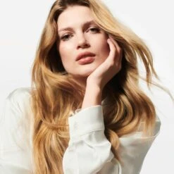 Wella Professionals Oil Reflections Luminious Reveal Shampoo 9 Wella Professionals Oil Reflections Luminious Reveal Shampoo -Redken Butik 113892 52980 1693905007