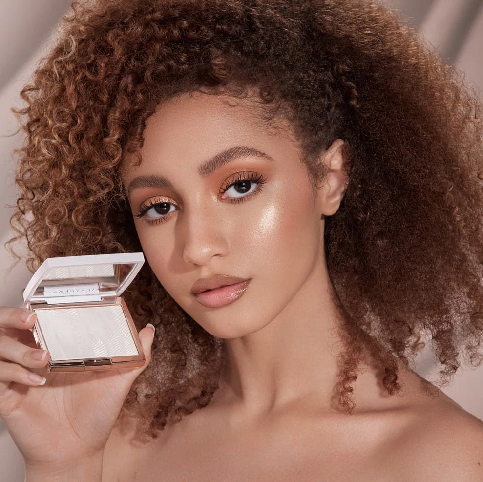 Anastasia Beverly Hills Iced Out Highlighter 4 Anastasia Beverly Hills Iced Out Highlighter - Bild 4