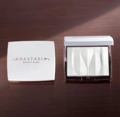 Anastasia Beverly Hills Iced Out Highlighter 9 Anastasia Beverly Hills Iced Out Highlighter -Redken Butik 95244 71175 1675756014