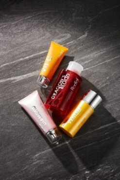 Rodial Dragon's Blood Cleansing Water 7 Rodial Dragon's Blood Cleansing Water -Redken Butik 96353 58242 1677077592