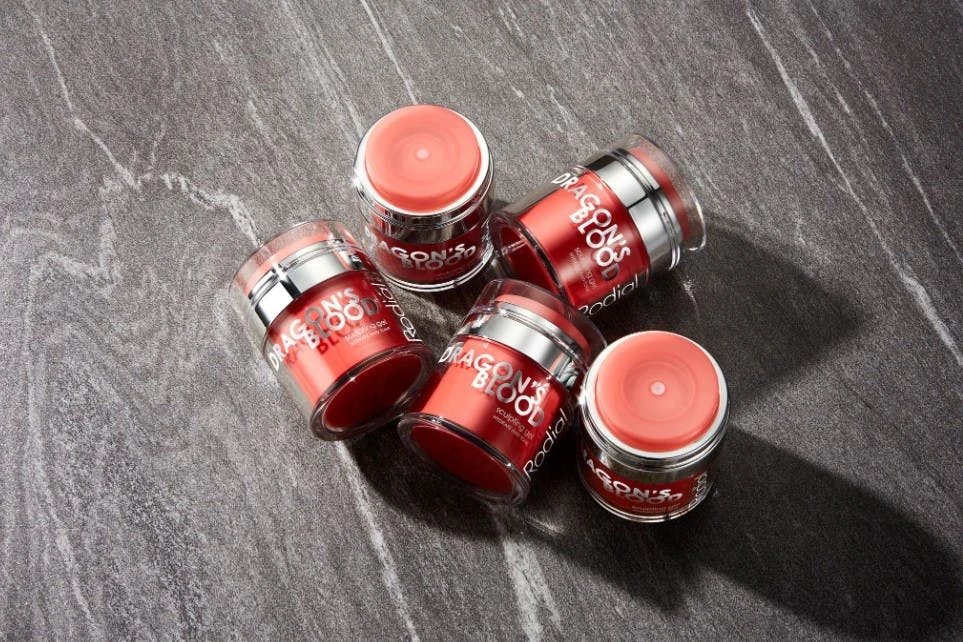 Rodial Dragon's Blood Sculpting Gel 4 Rodial Dragon's Blood Sculpting Gel - Bild 4