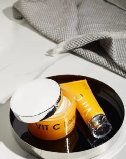 Rodial Vit C Brightening Pads 9 Rodial Vit C Brightening Pads -Redken Butik 96395 58187 1677078361